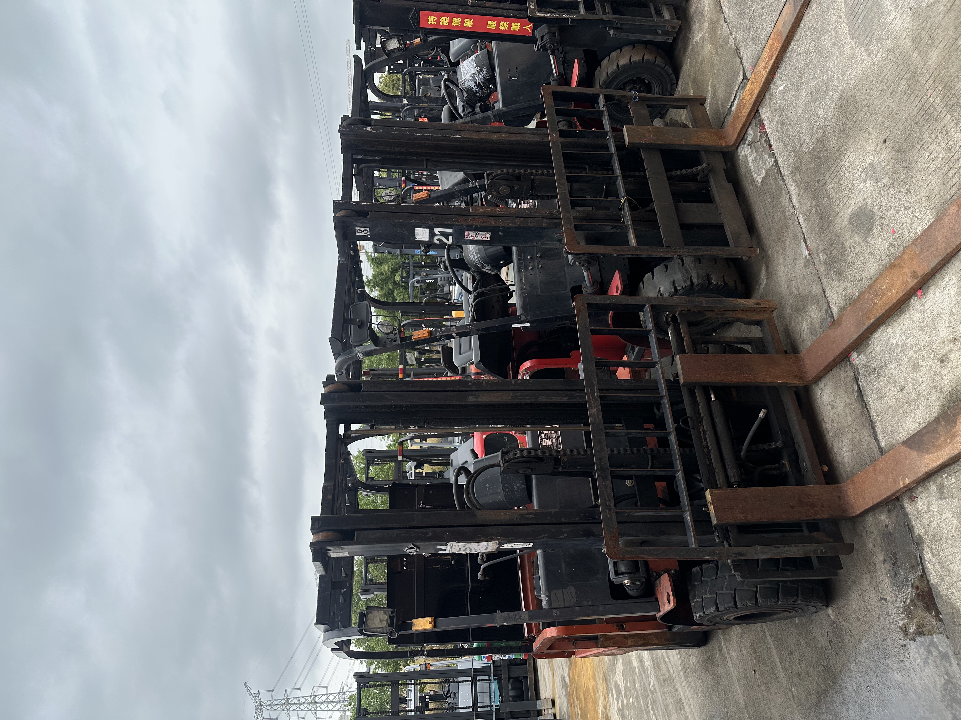 Hangzhou forklifts 1.5-1.8 tons